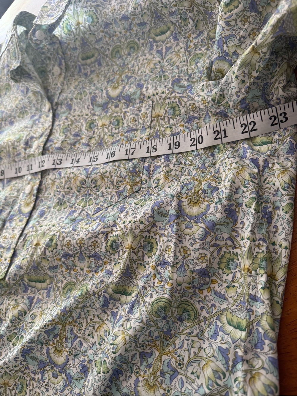 J. Crew classic-fit popover top in Liberty® Lodden fabric Size 14 - Picture 8 of 14